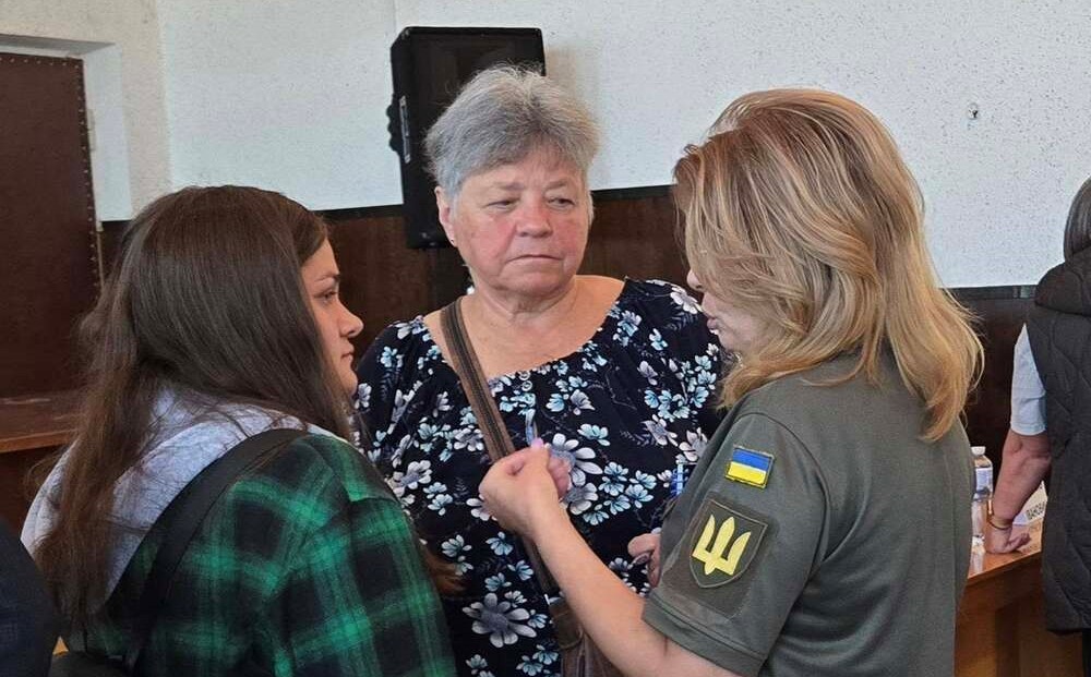 слухання6